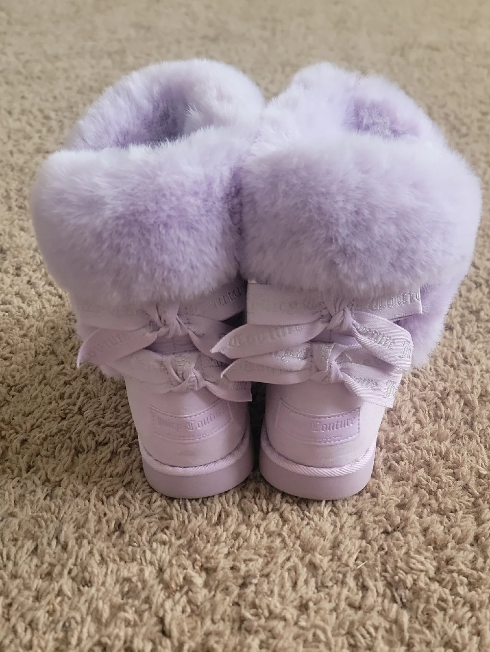 Juicy COUTURE-Plush Lavender Faux-Fur Kids Booties